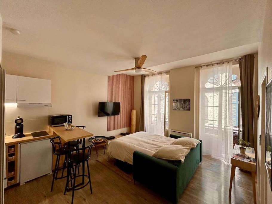 Chez Juliette, Proche Place Nationale Avec Parking Montauban Zewnętrze zdjęcie